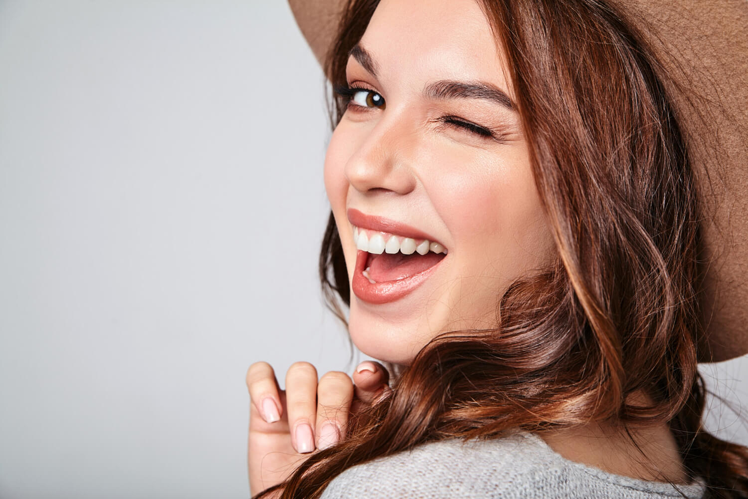 Lentes de Contato Dental Como Conquistar um Sorriso de Estrela com Segurança e Agilidade